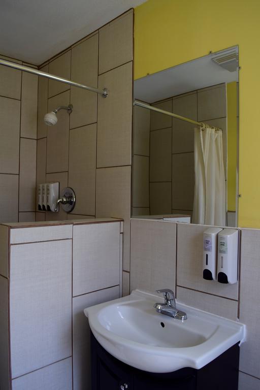 Snelling Motor Inn Mendota Luaran gambar