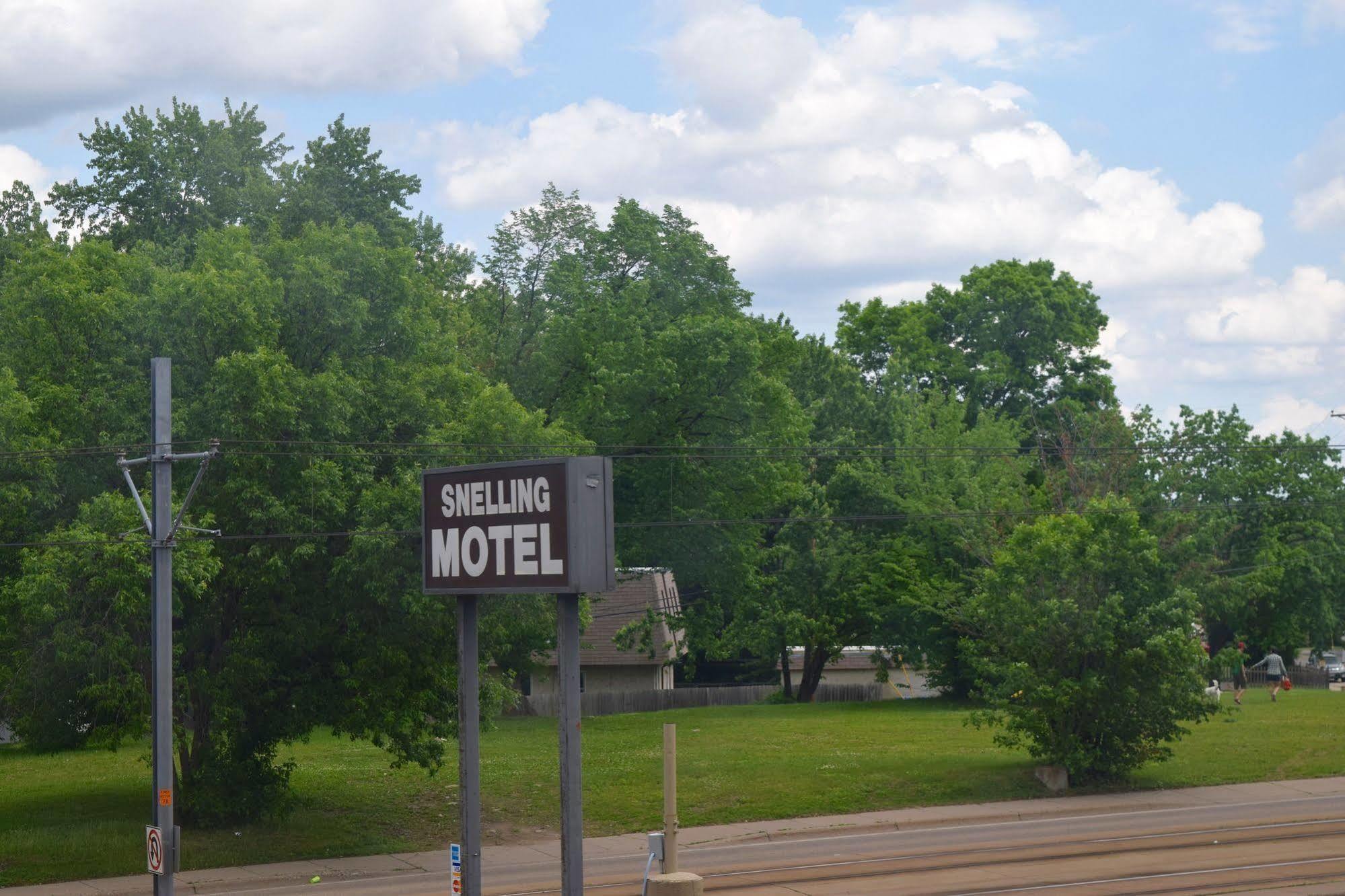 Snelling Motor Inn Mendota Luaran gambar