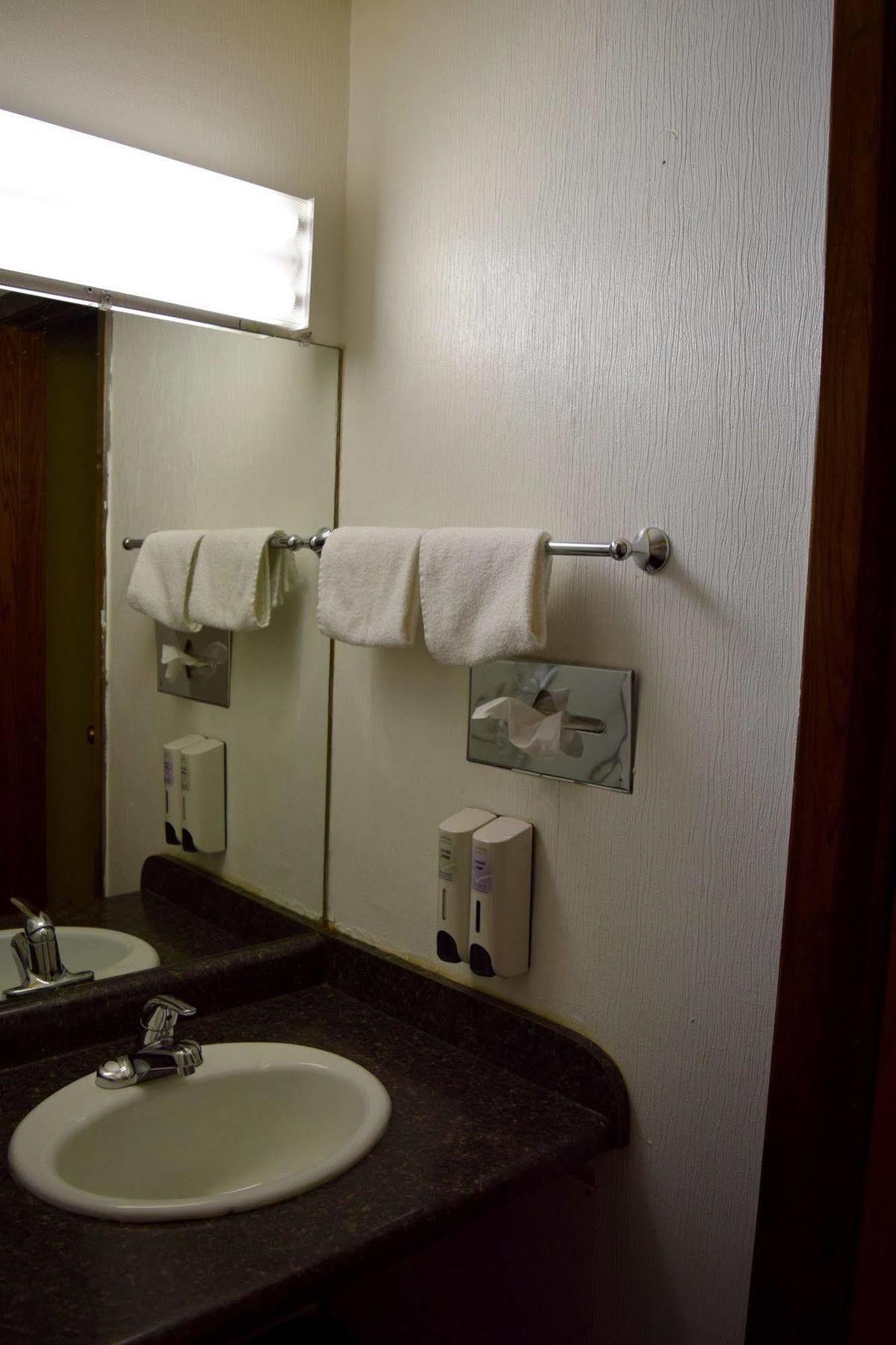 Snelling Motor Inn Mendota Luaran gambar