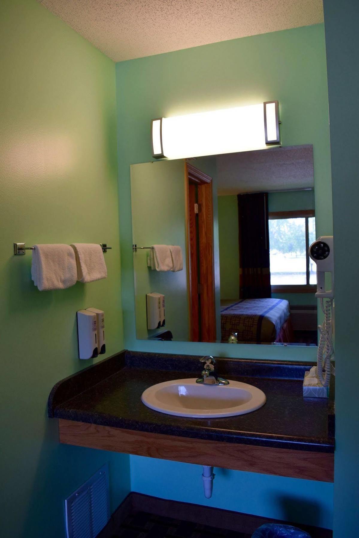Snelling Motor Inn Mendota Luaran gambar