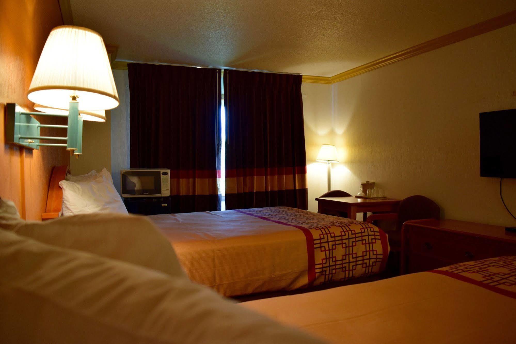 Snelling Motor Inn Mendota Luaran gambar
